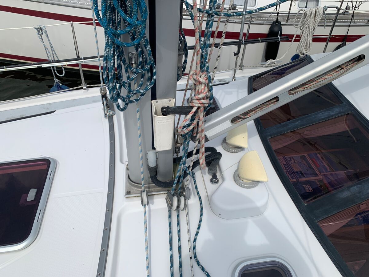 Segelyacht Dehler 41 Decksalon Sailing World Yachtmakler 5
