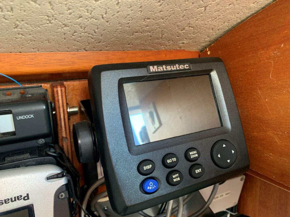 Segelyacht Hallberg-Rassy 29 Fehmarn Sailing World Yachtmakler 40