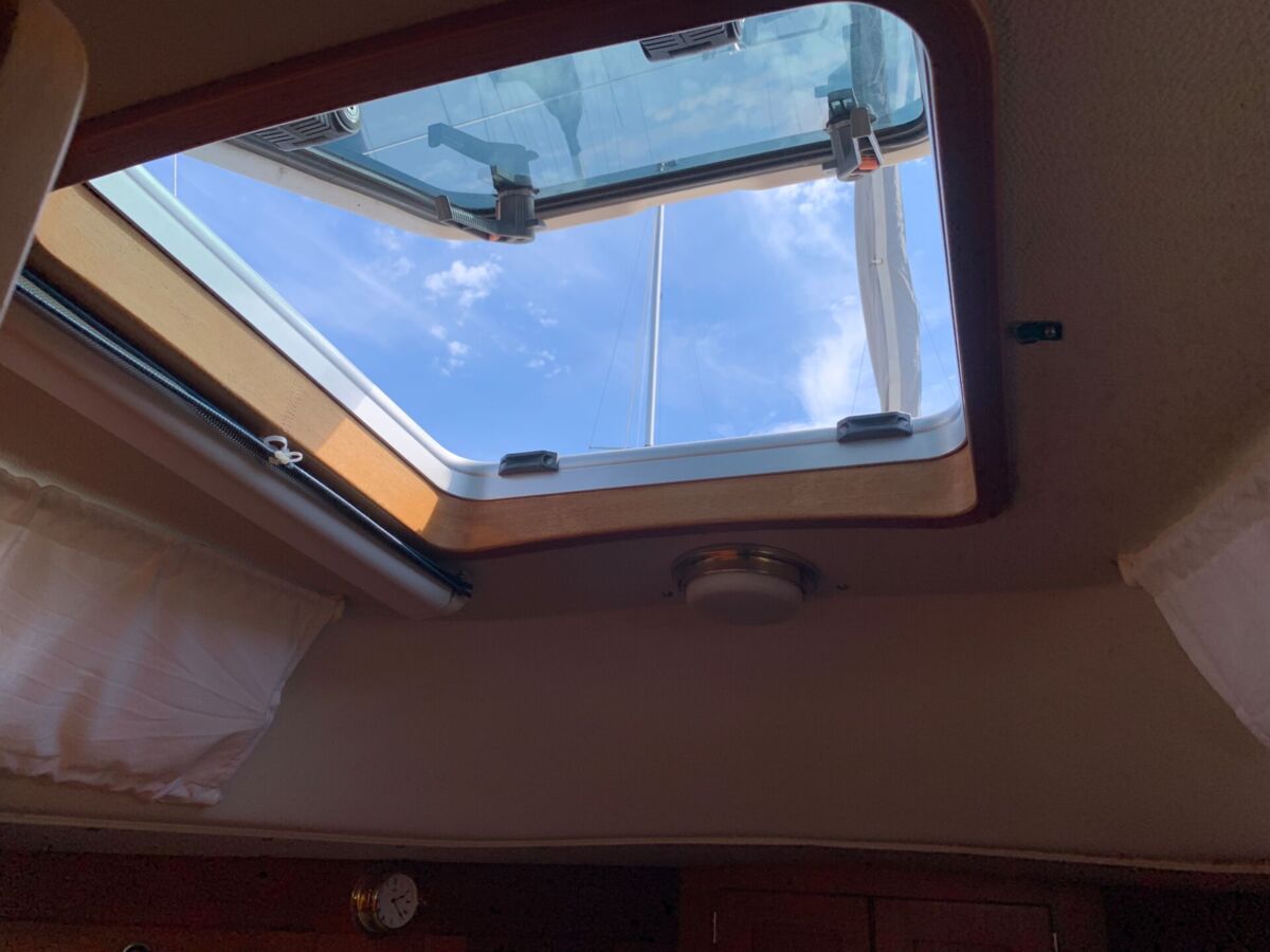Segelyacht Hallberg-Rassy 34 Sailing World Yachtbrokers 34
