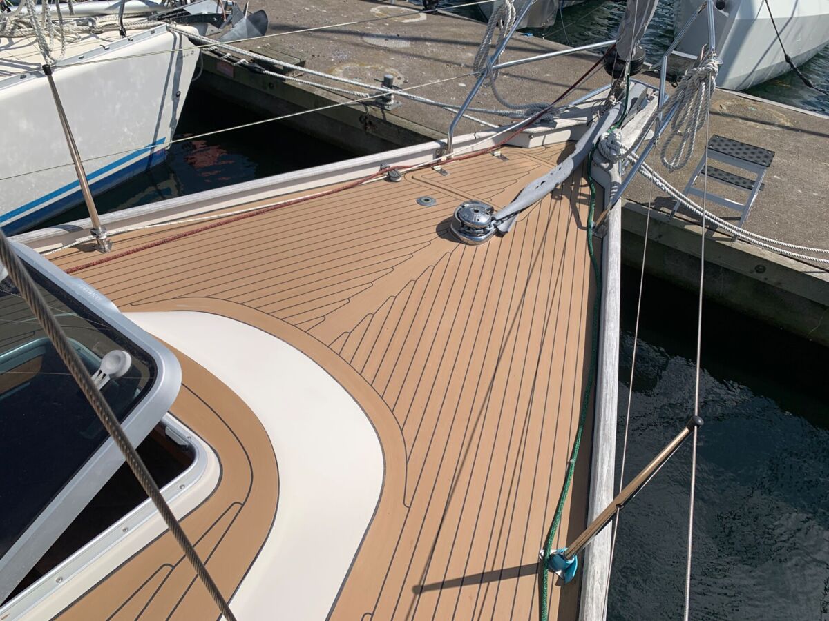 Segelyacht Hallberg-Rassy 34 Sailing World Yachtbrokers 69