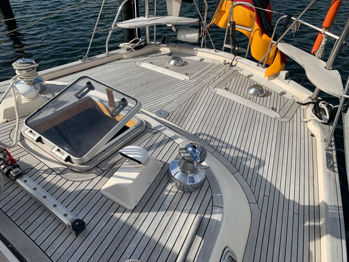 Segelyacht Hallberg-Rassy 45 Sailing World Yachtmakler Heiligenhafen 23