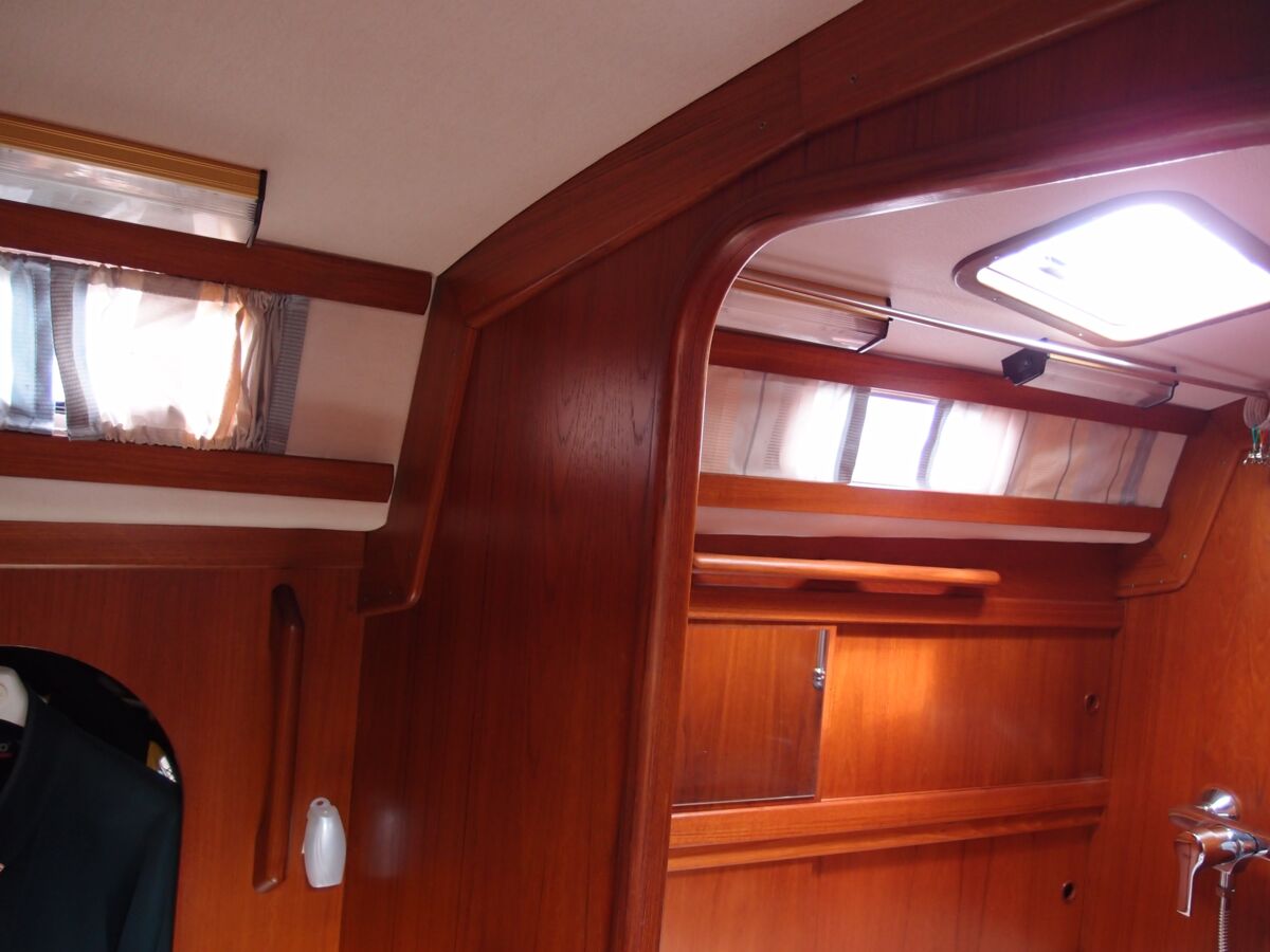 Degeroe38DS-Sailing-World-Yachtbrokers-20