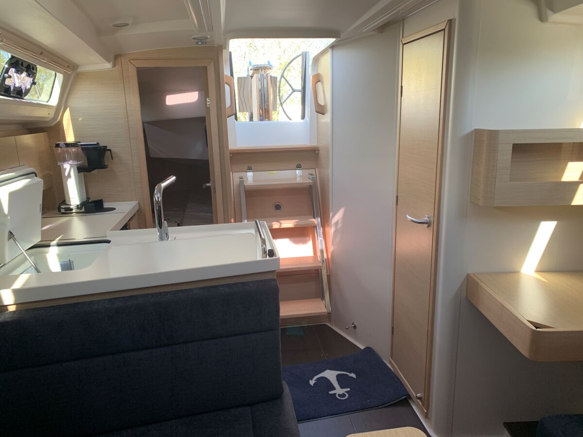 Hanse 348