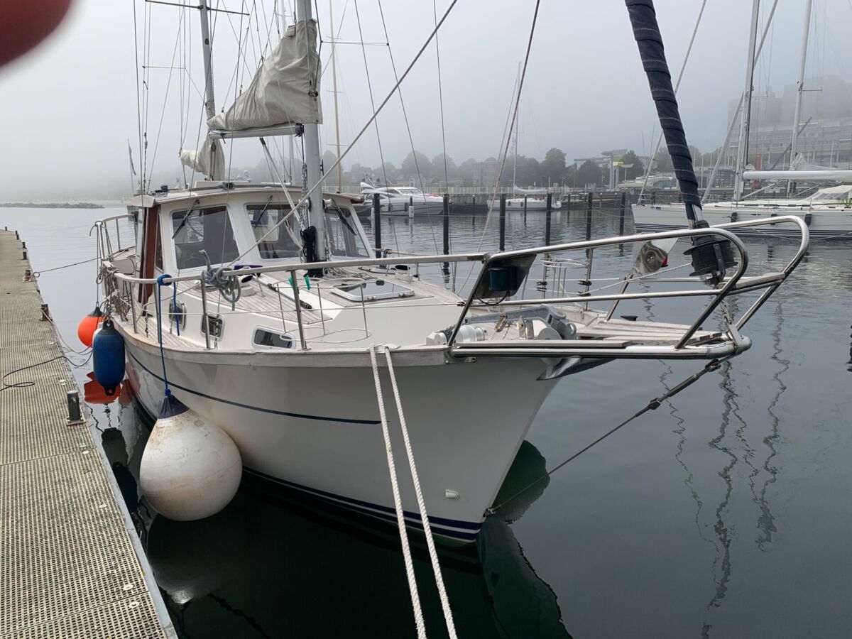 Motorsegler Nauticat 33 Sailing World Yachtmakler 1