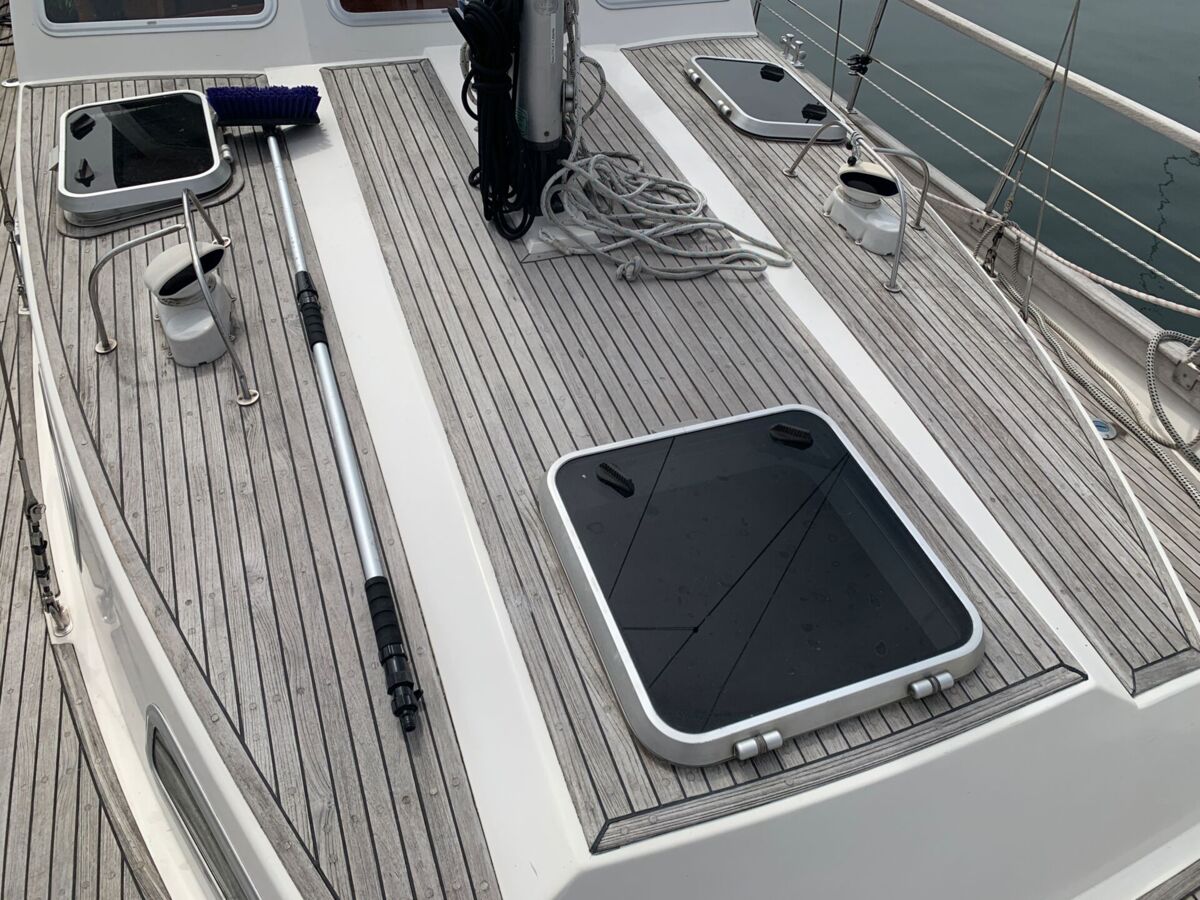 Motorsegler Nauticat 33 Sailing World Yachtmakler 4