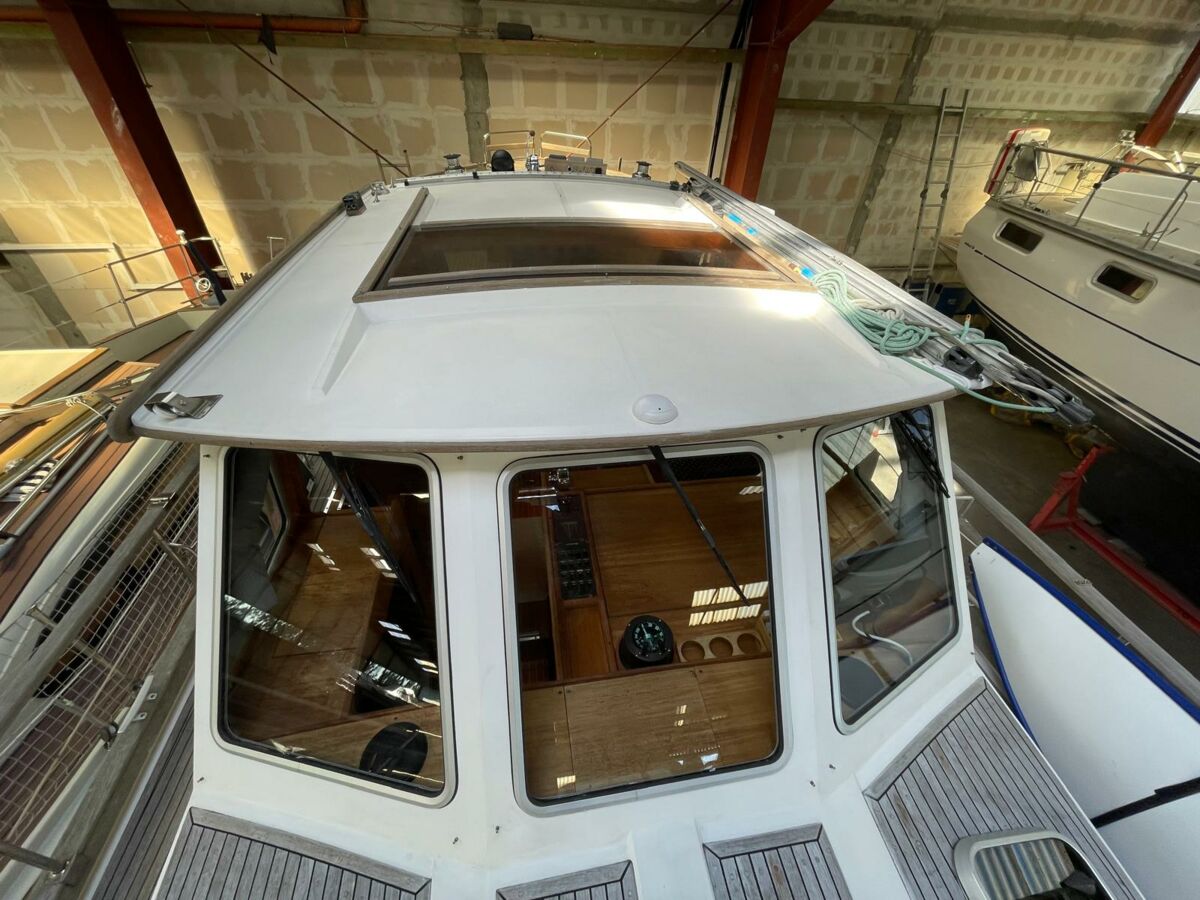 Motorsegler Nauticat 33 Sailing World Yachtmakler 56