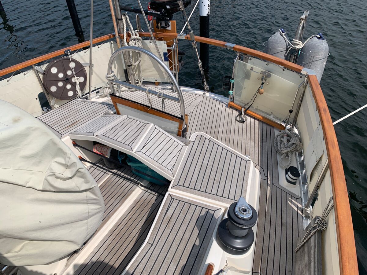 Motorsegler Nauticat 35 Sailingworld Yachtmakler Heiligenhafen 11