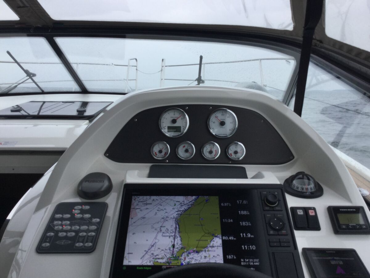 Motoryacht Bavaria Sport 35 Sailing World Yachtmakler Heiligenhafen 48