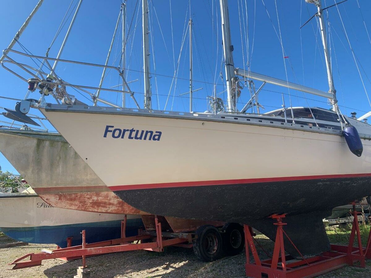 Sailing Yacht Beneteau Evasion 37 Ketch Sailing World Yachtbrokers Heiligenhafen 2