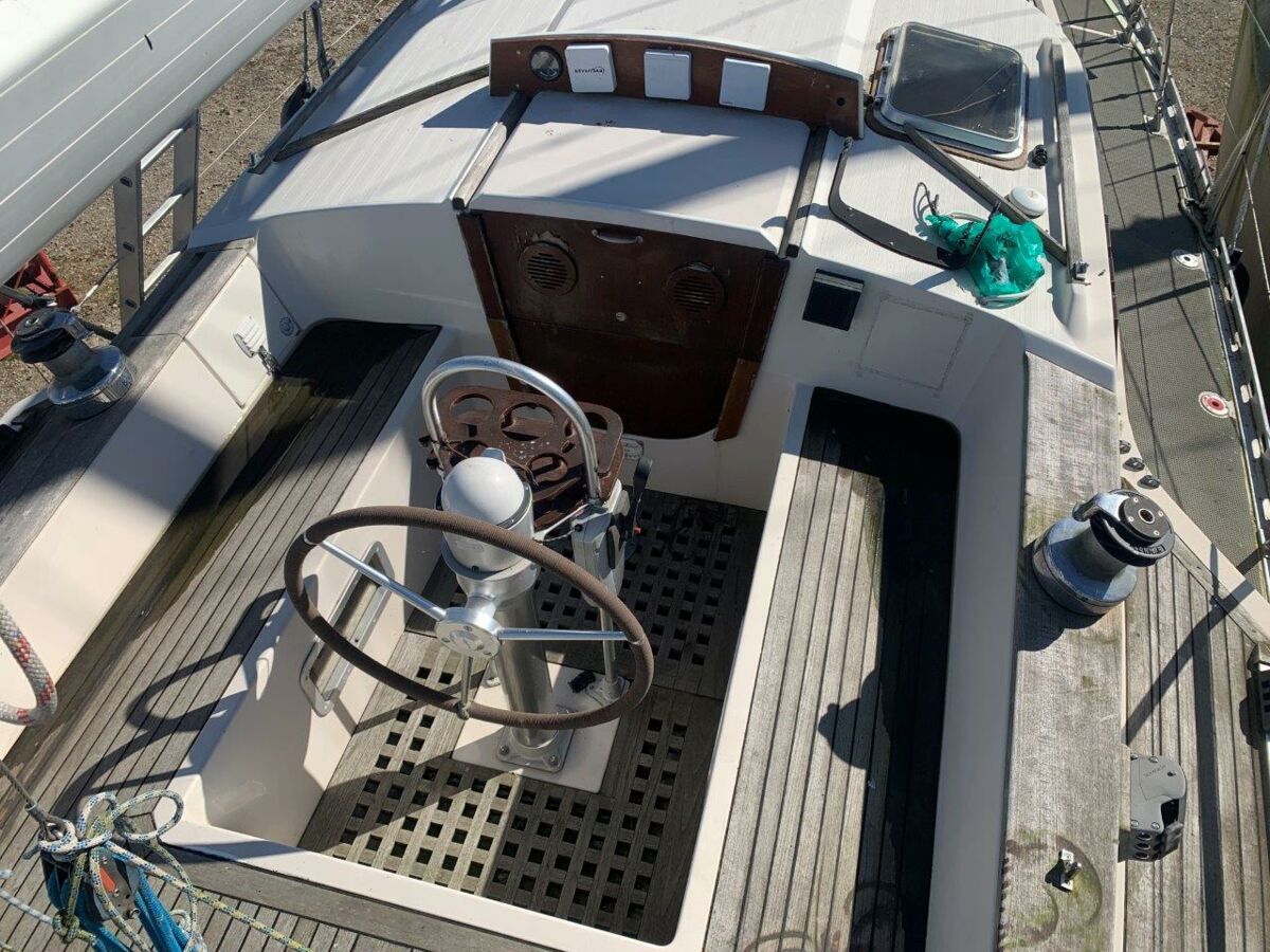 Sailing Yacht Beneteau Evasion 37 Ketch Sailing World Yachtbrokers Heiligenhafen 33