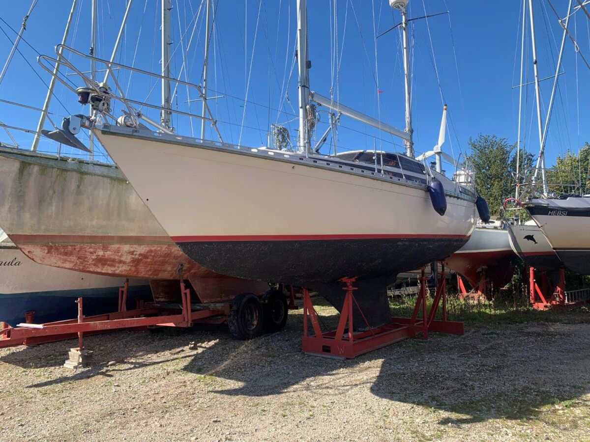 Sailing Yacht Beneteau Evasion 37 Ketch Sailing World Yachtbrokers Heiligenhafen 4