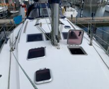 Sailing Yacht Feeling 39 DI Sailing World Yachtbrokers 22