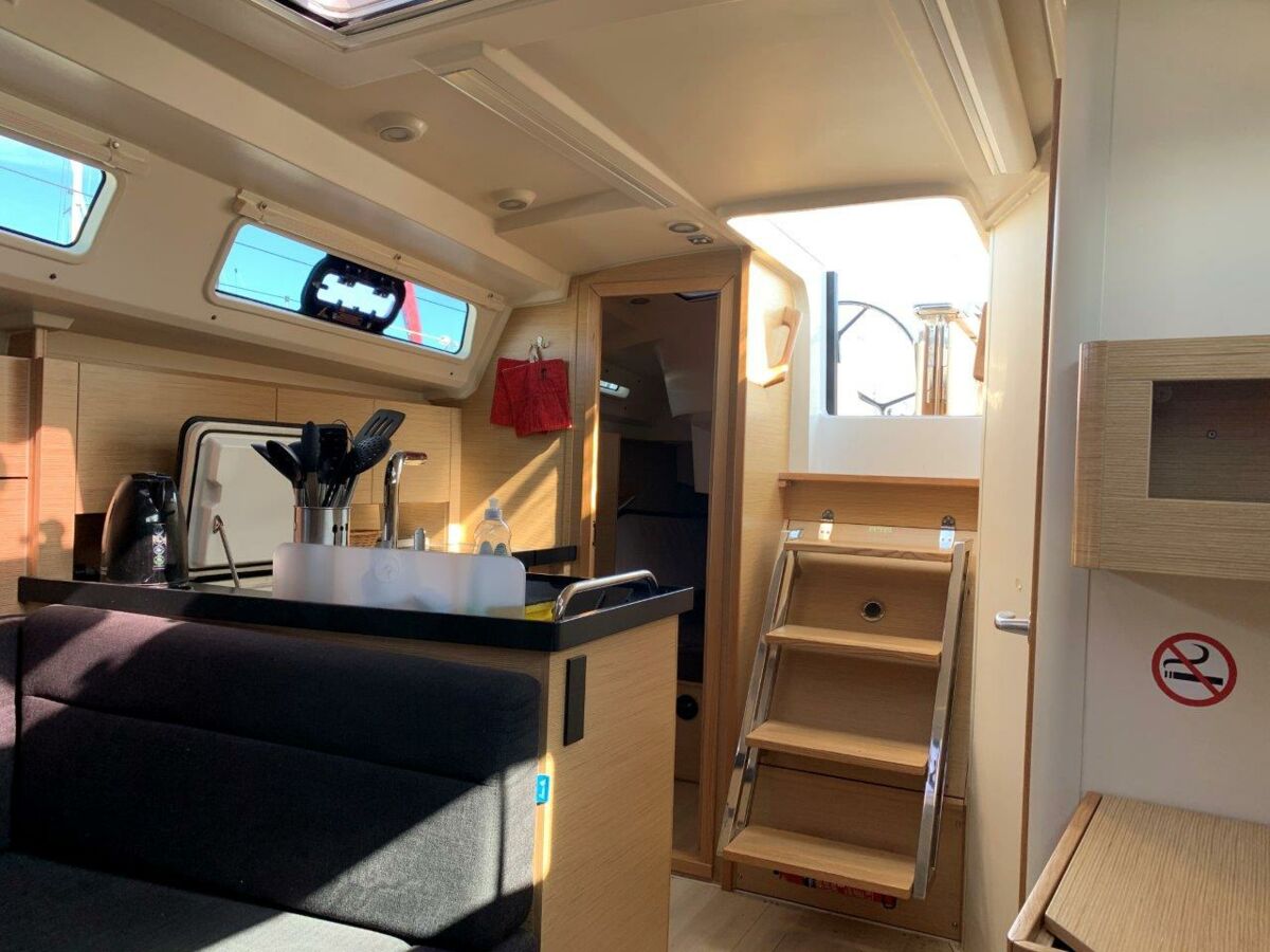 Sailing Yacht Hanse 348 Sailing World Yachtbrokers Heiligenhafen 40