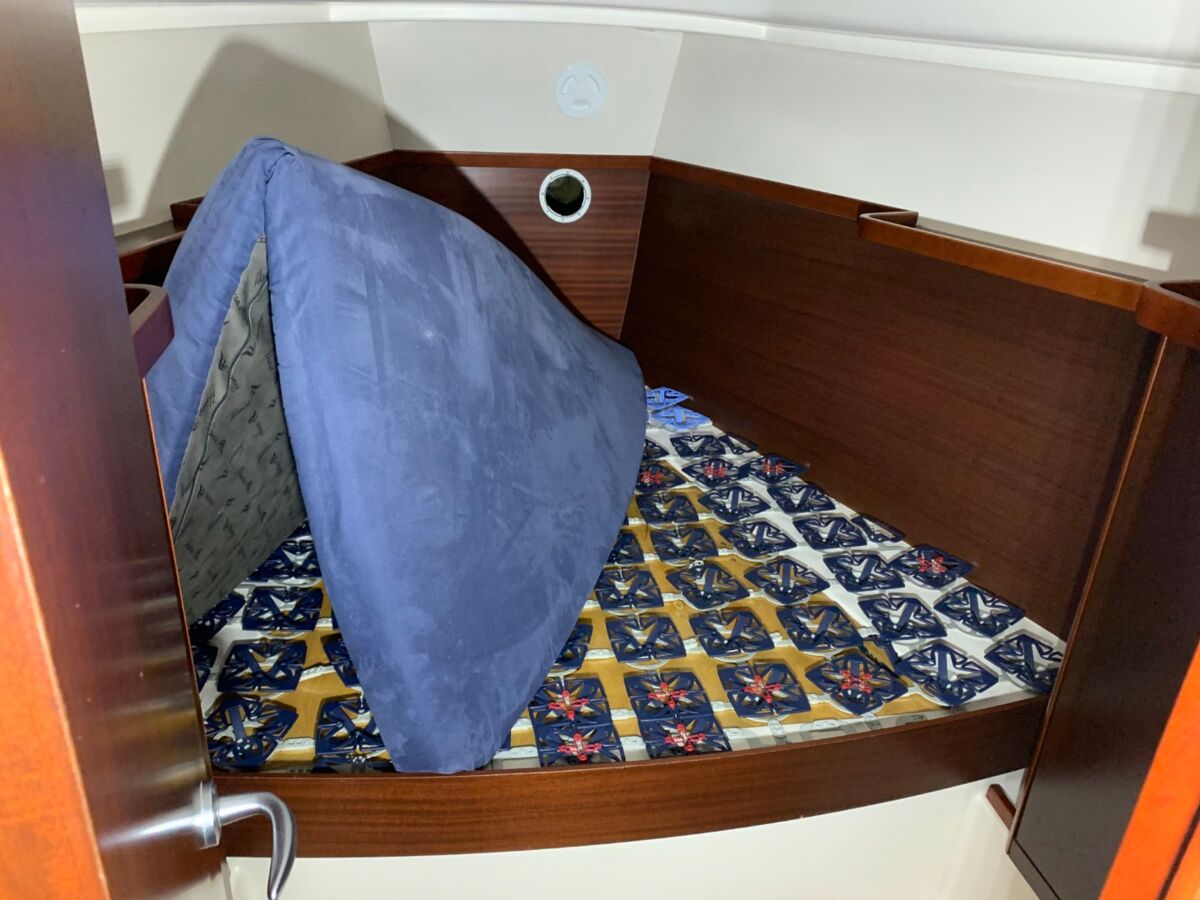 Sailing Yacht Hanse 375 Sailing World Yachtbrokes Heiligenhafen (12)