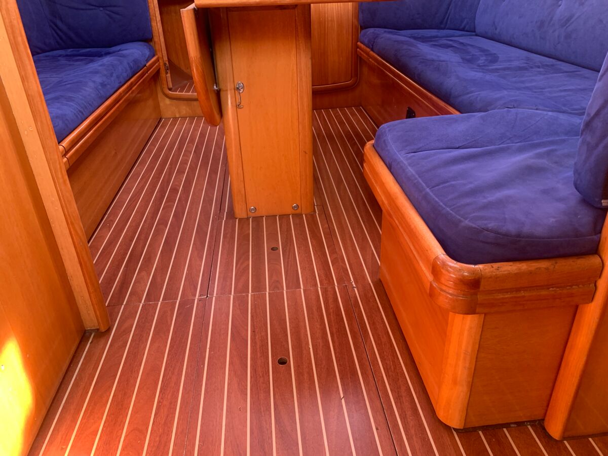 Segelyacht Bavaria 37 Cruiser Sailing World Yachtbrokers Heiligenhafen 24