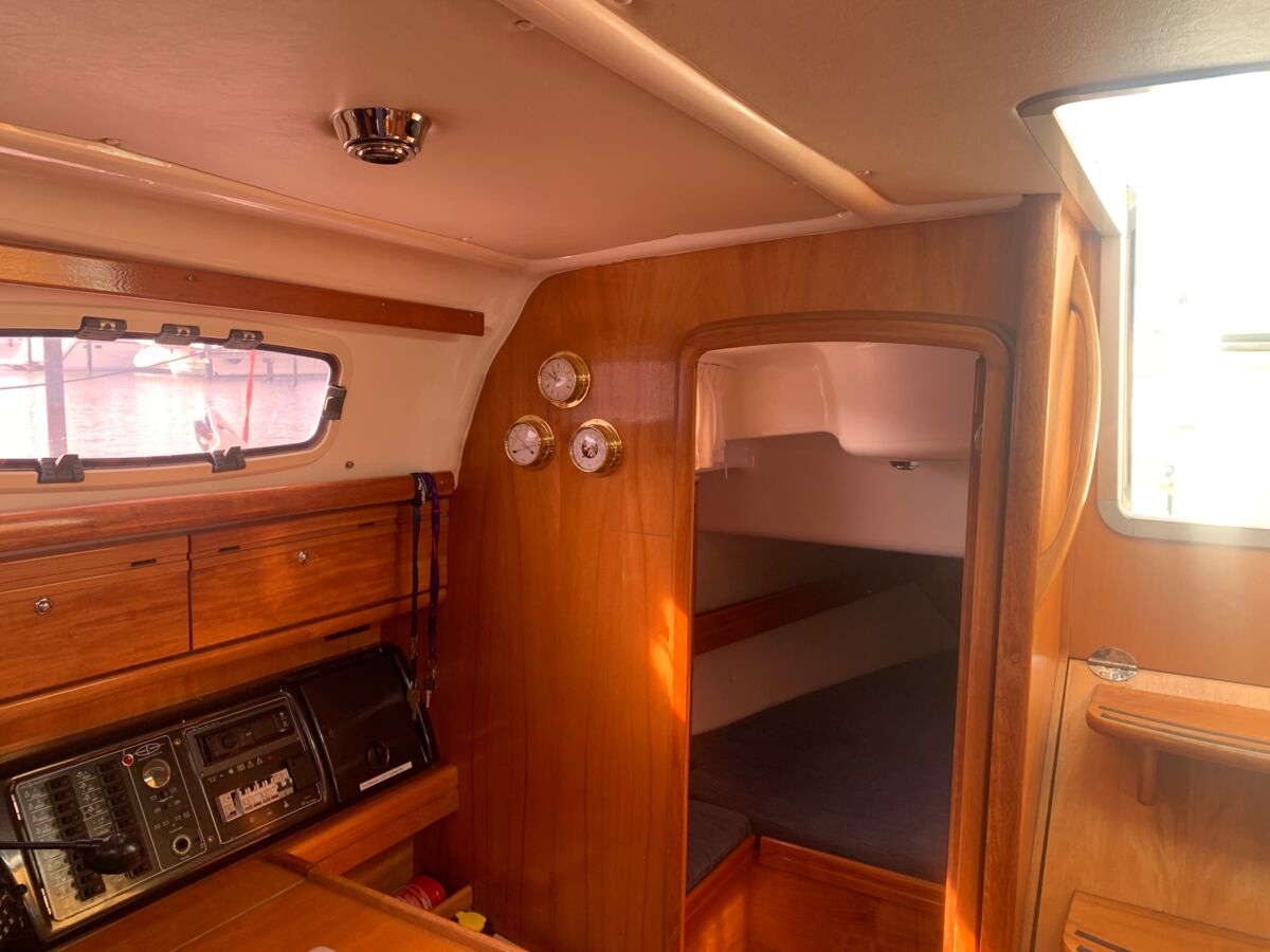 Segelyacht Bavaria 37 Cruiser Sailing World Yachtbrokers Heiligenhafen 26