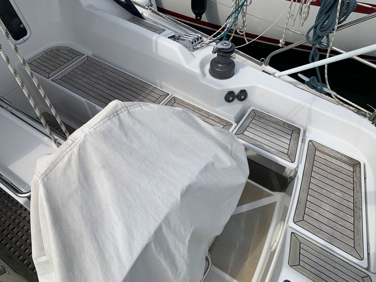 Segelyacht Dehler 41 Decksalon Sailing World Yachtmakler 16