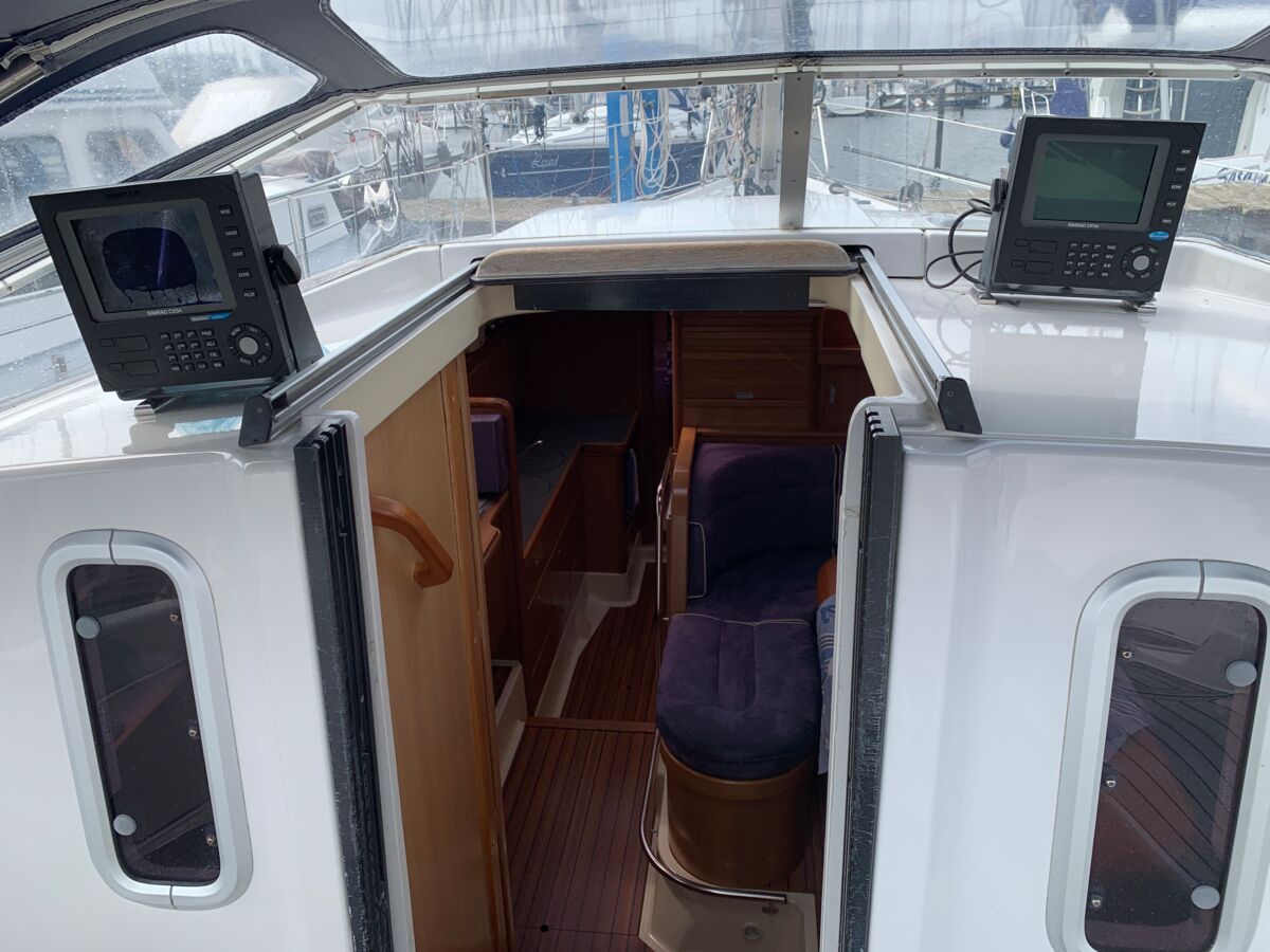 Segelyacht Dehler 41 Decksalon Sailing World Yachtmakler 28