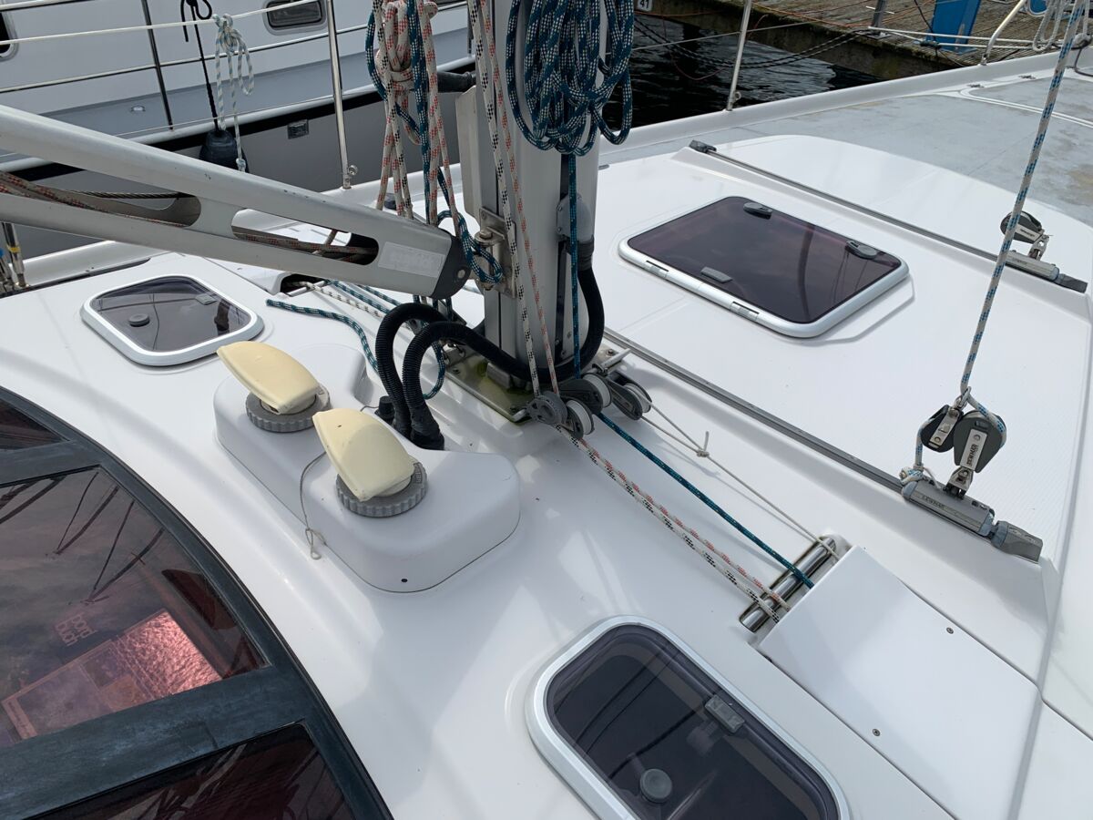 Segelyacht Dehler 41 Decksalon Sailing World Yachtmakler 7
