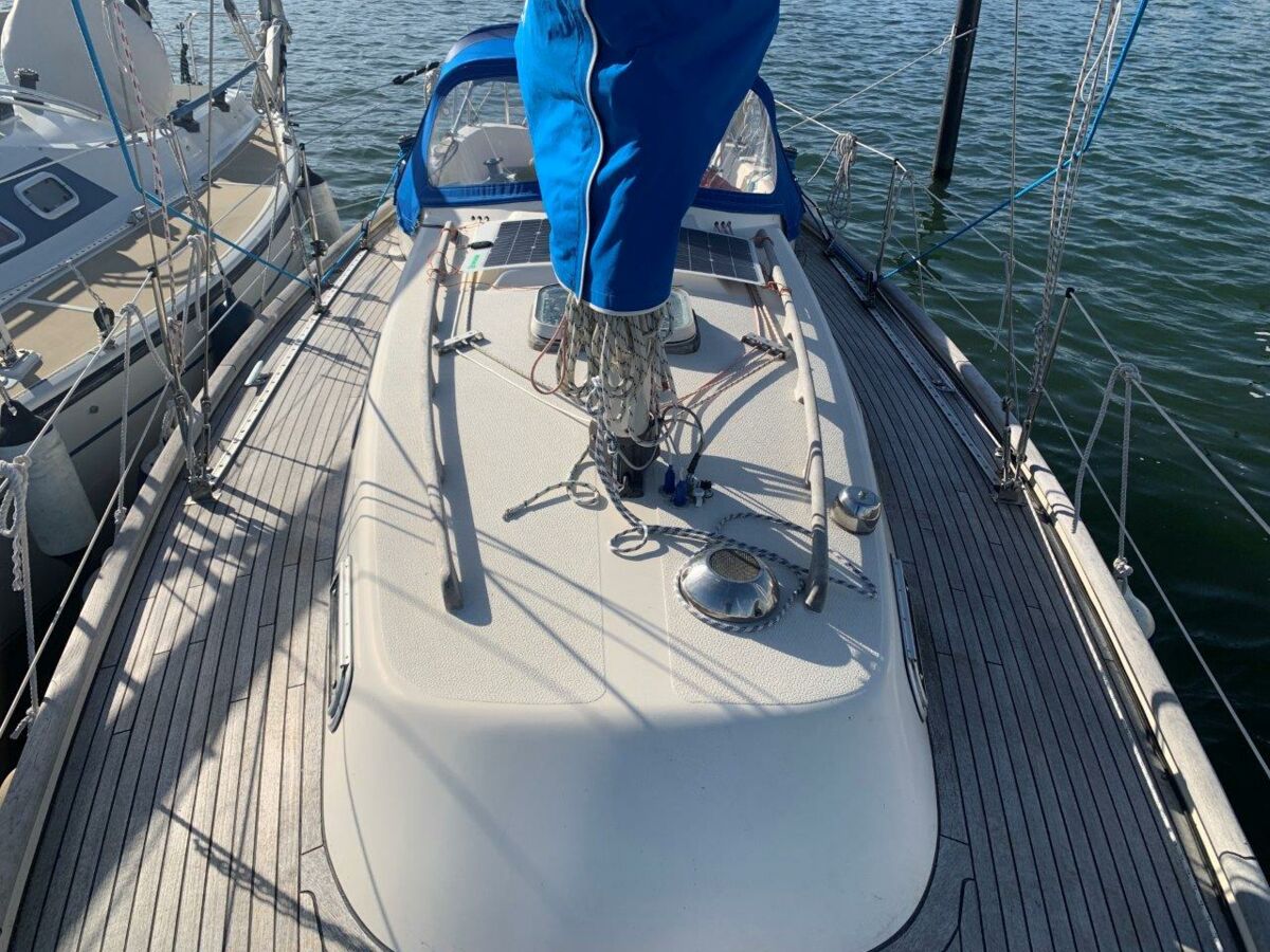 Segelyacht Hallberg-Rassy 29 Fehmarn Sailing World Yachtmakler 8