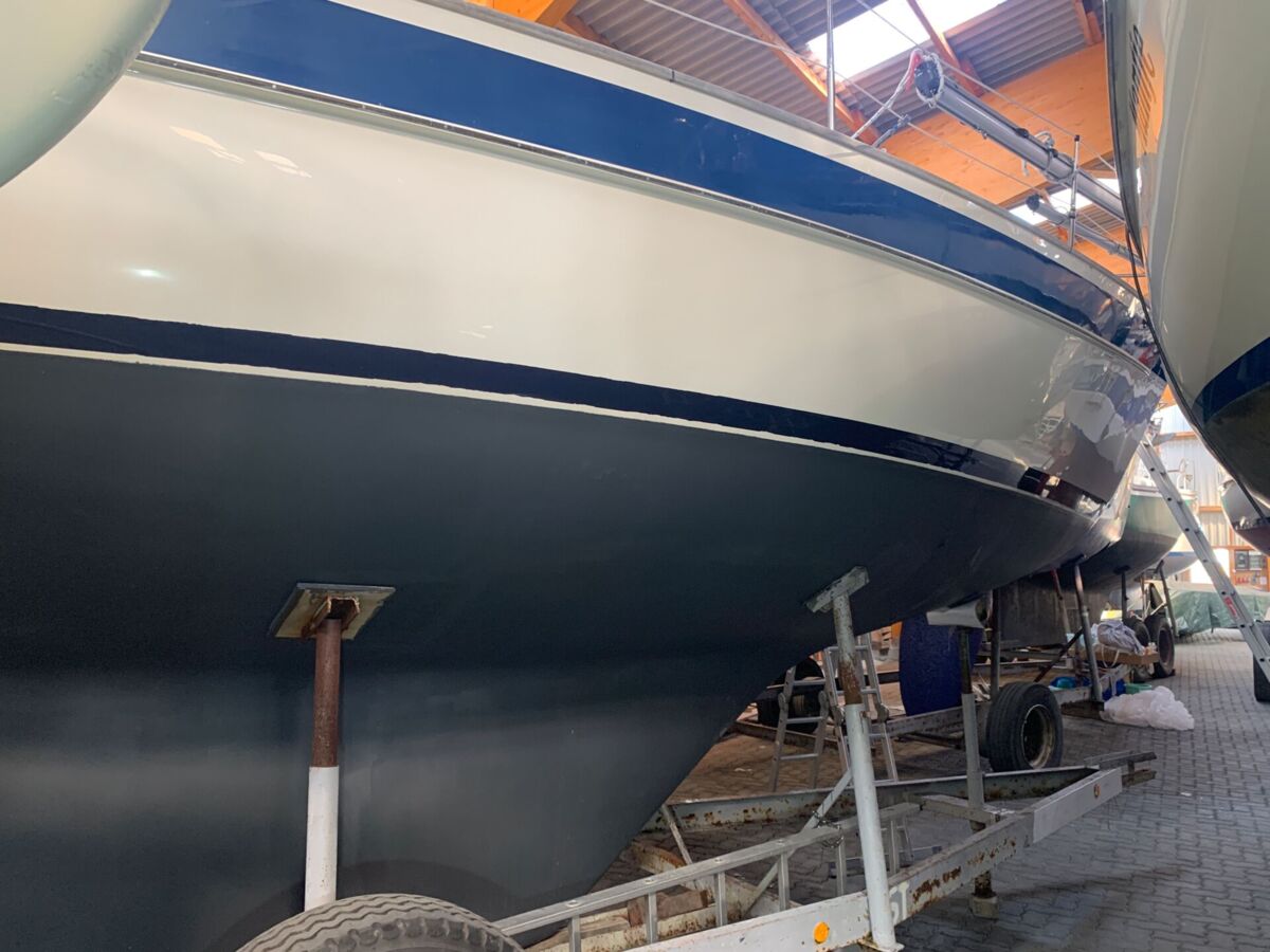 Segelyacht Hallberg-Rassy 29 Sailing World Yachtbrokers 12