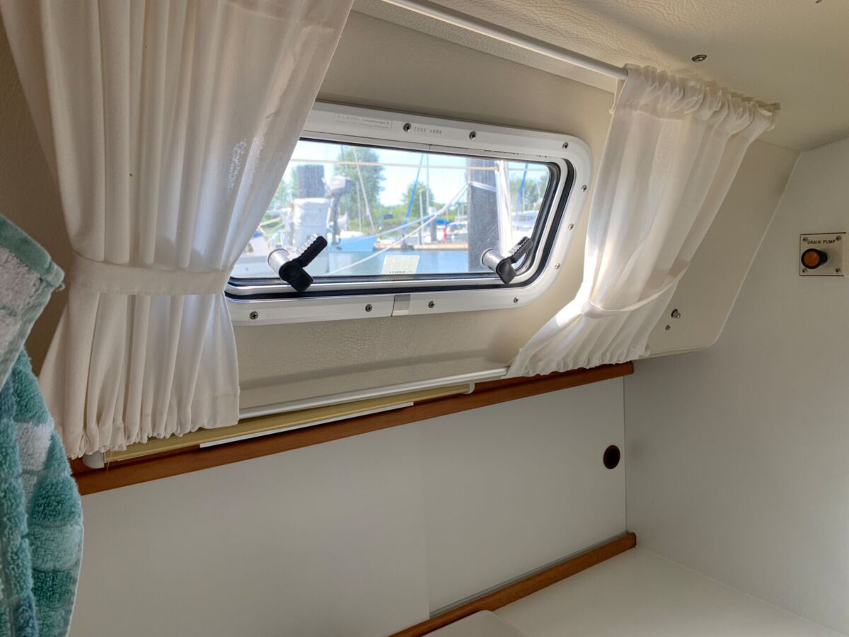 Segelyacht Hallberg-Rassy 34 Sailing World Yachtbrokers 26
