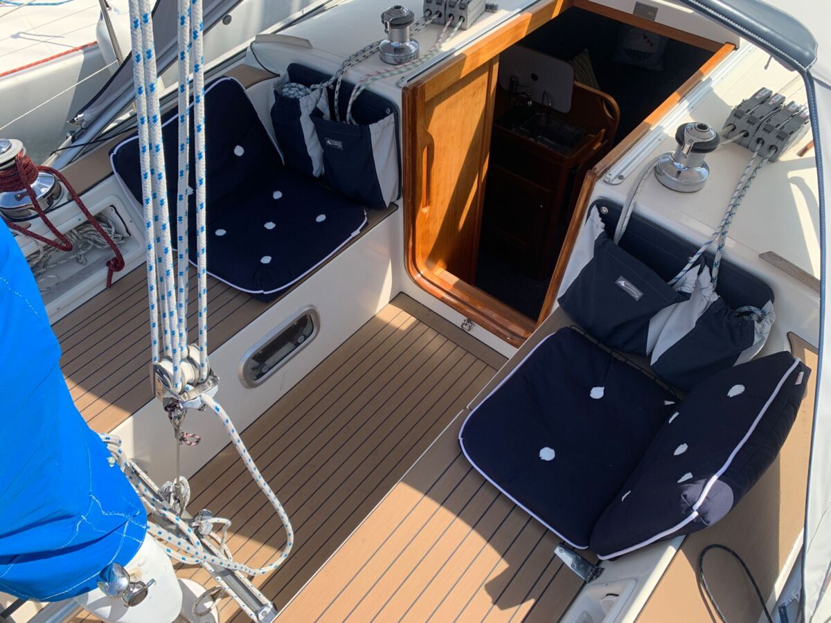 Segelyacht Hallberg-Rassy 34 Sailing World Yachtbrokers 63