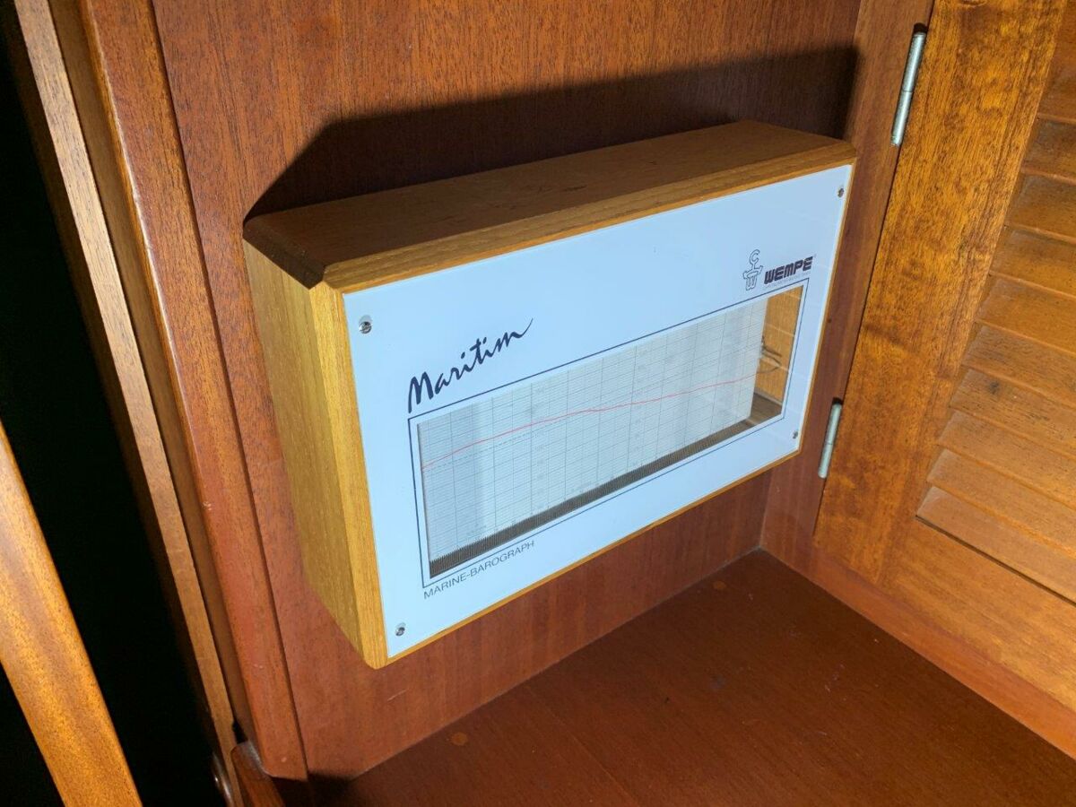 Segelyacht Hallberg-Rassy 45 Sailing World Yachtmakler   (33)