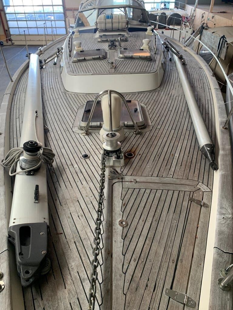 Segelyacht Hallberg-Rassy 45 Sailing World Yachtmakler   (82)