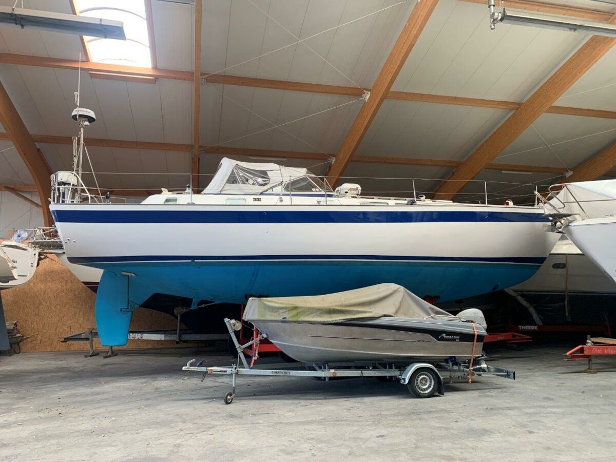 Segelyacht Hallberg-Rassy 45 Sailing World Yachtmakler   (95)
