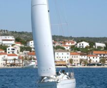Beneteau Oceanis 34 Sailing World Yachtmakler 4