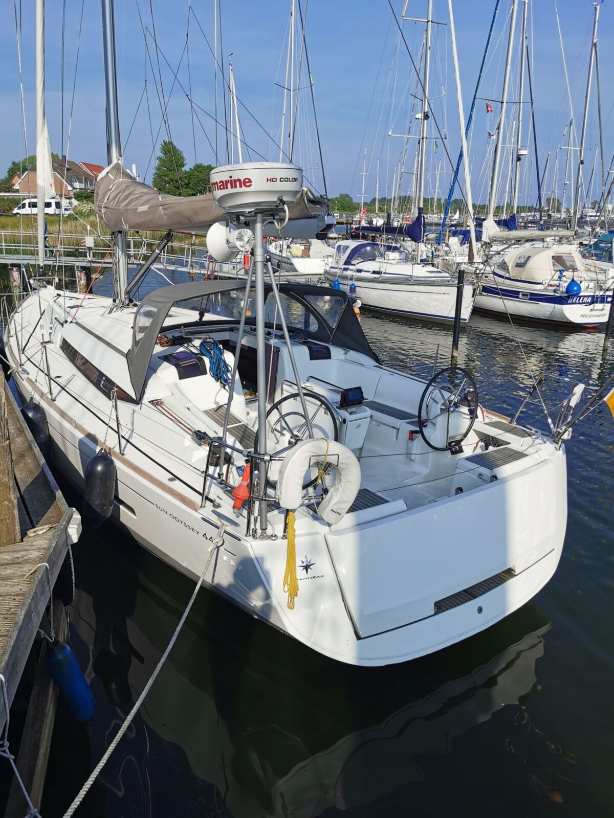Jeanneau Sun Odyssey 449 Sailing World 2