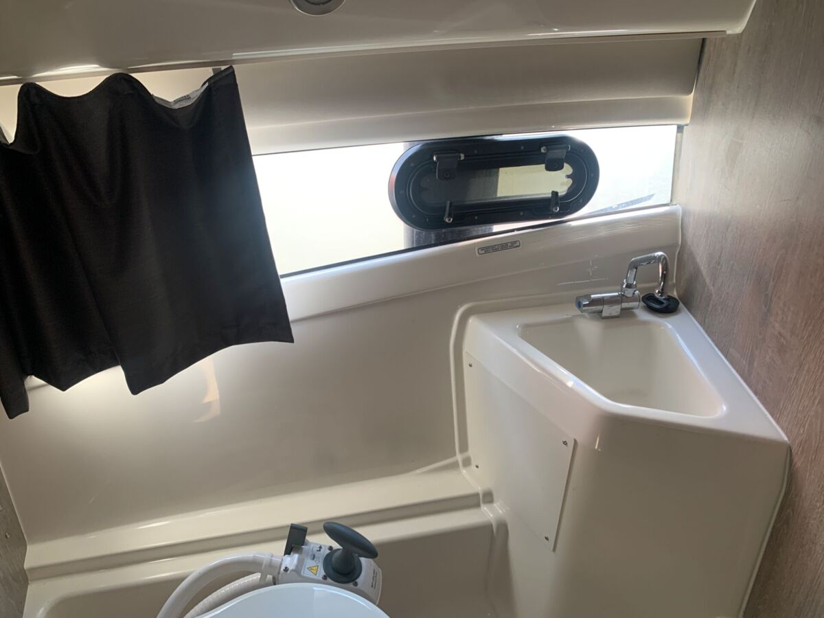 Motorboot Quicksilver Acrtive 755 Weekend Sailing World Yachtmakler 23