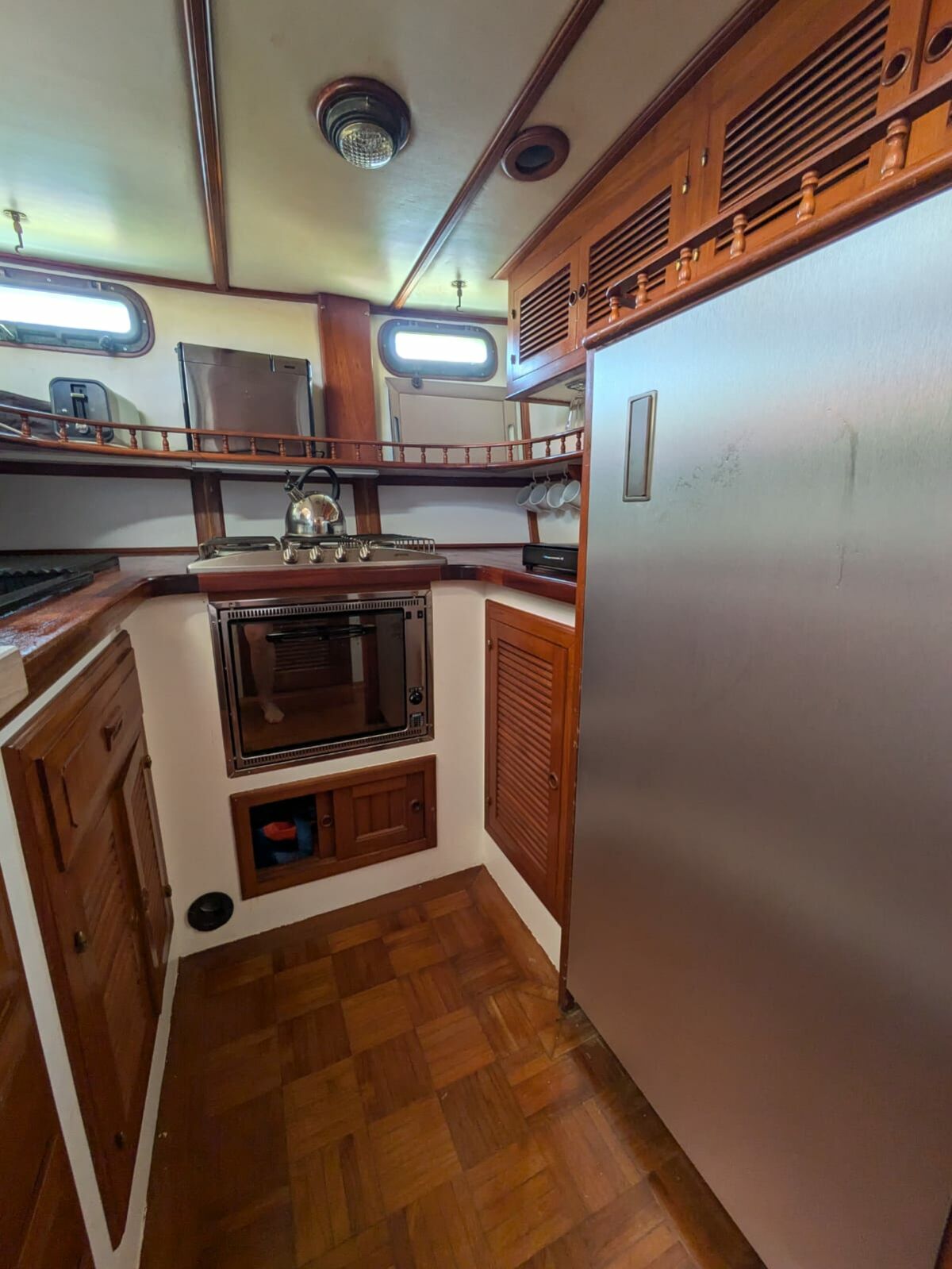 Motorsailer Island Trader 40 Sailing World Yachtbrokers Heiligenhafen 20