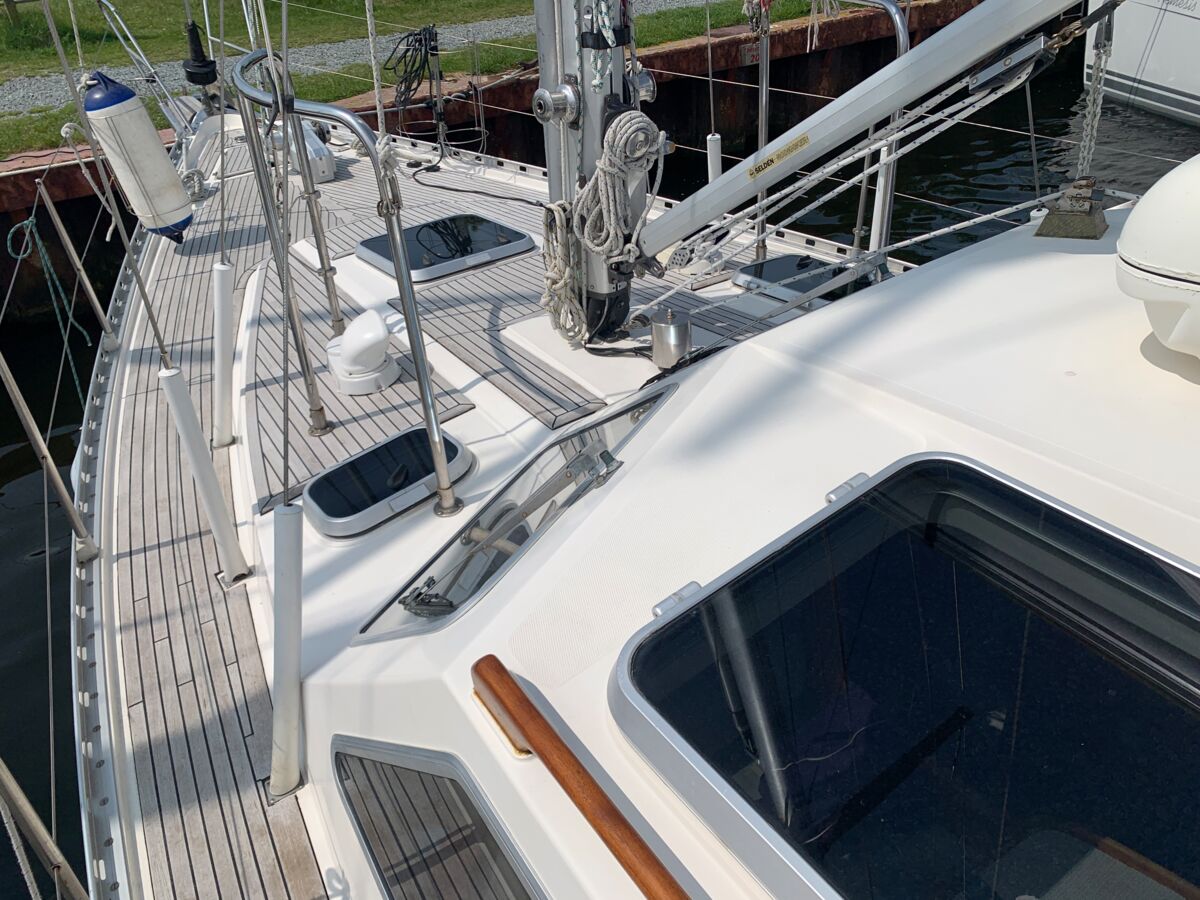 Motorsegler Nauticat 35 Sailingworld Yachtmakler Heiligenhafen 5
