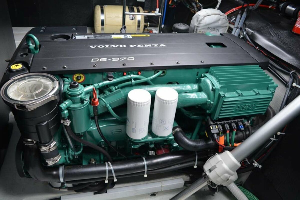 Motoryacht Bavaria Sport 35 Sailing World Yachtmakler Heiligenhafen 44