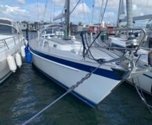 Sailing Yacht Hallberg-Rassy 42 F Sailing World Yachtbrokers Heiligenhafen 3