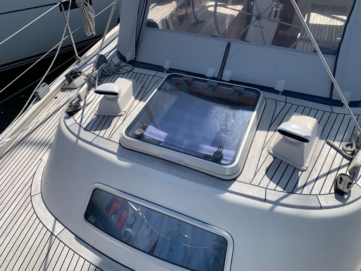 Sailing Yacht Hallberg-Rassy 42 F Sailing World Yachtbrokers Heiligenhafen 8