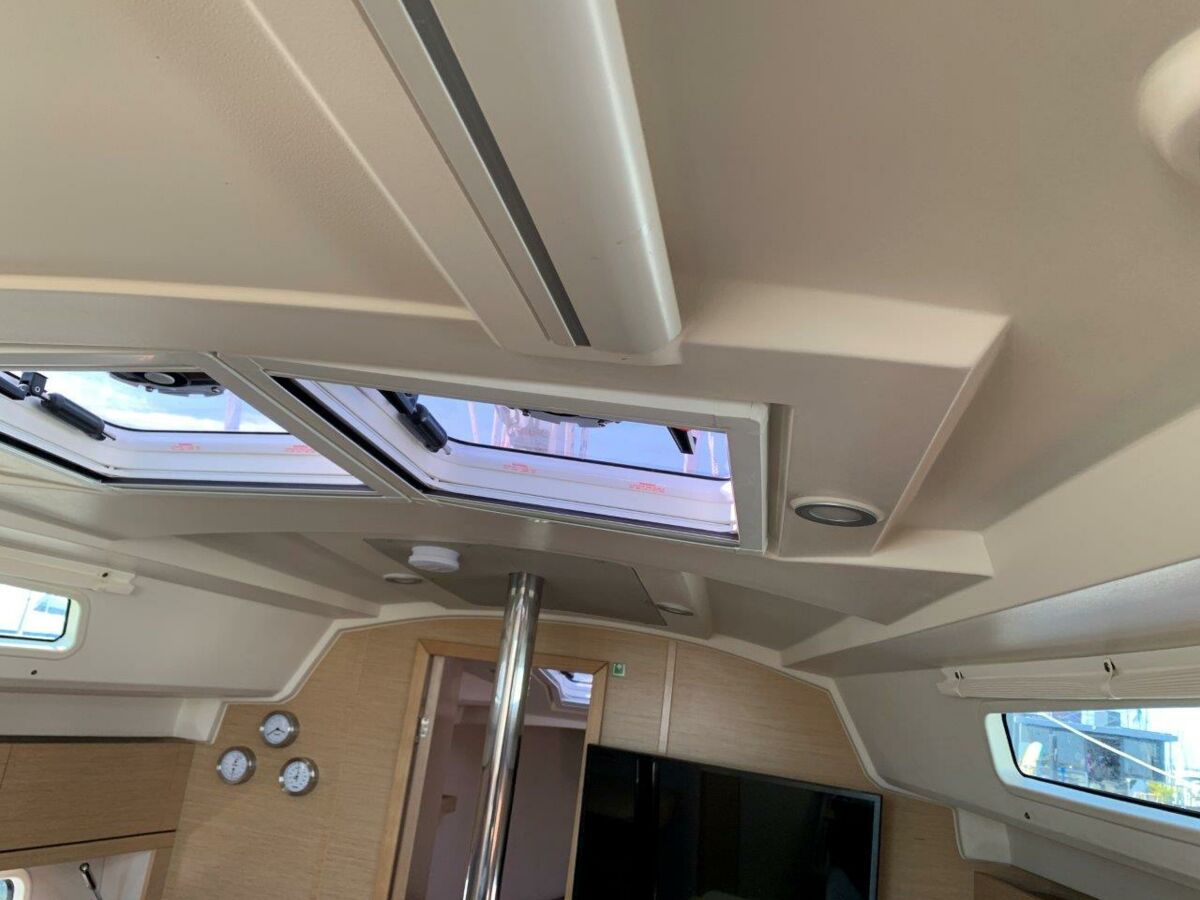 Sailing Yacht Hanse 348 Sailing World Yachtbrokers Heiligenhafen 29
