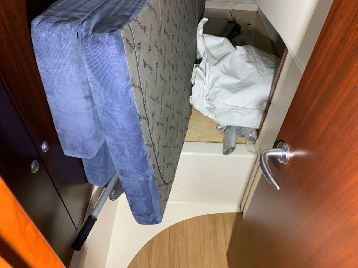 Sailing Yacht Hanse 375 Sailing World Yachtbrokes Heiligenhafen (31)