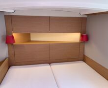 Sailing Yacht Jeanneau Sun Odyssey 410 Sailing World Yachtbrokers 18