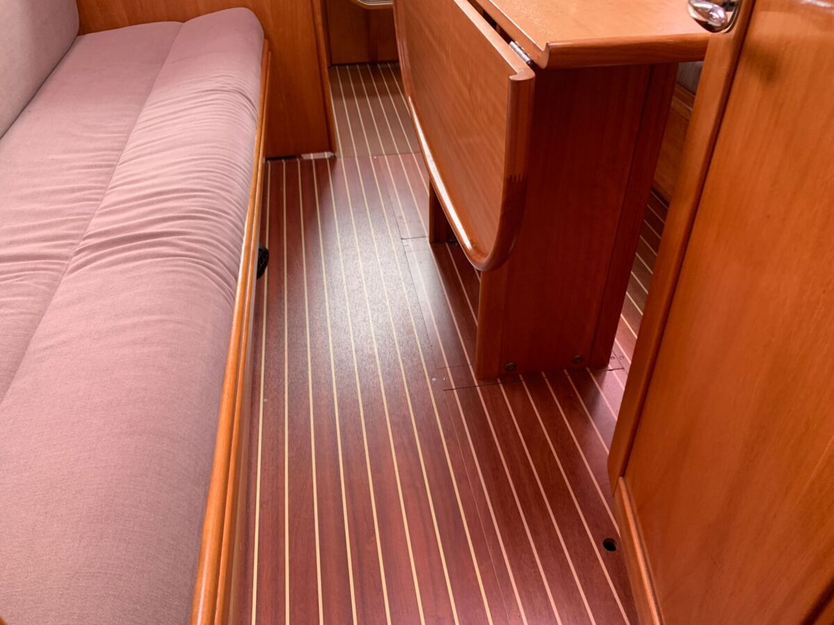 Sailingyacht Bavaria 31 Cruiser 22