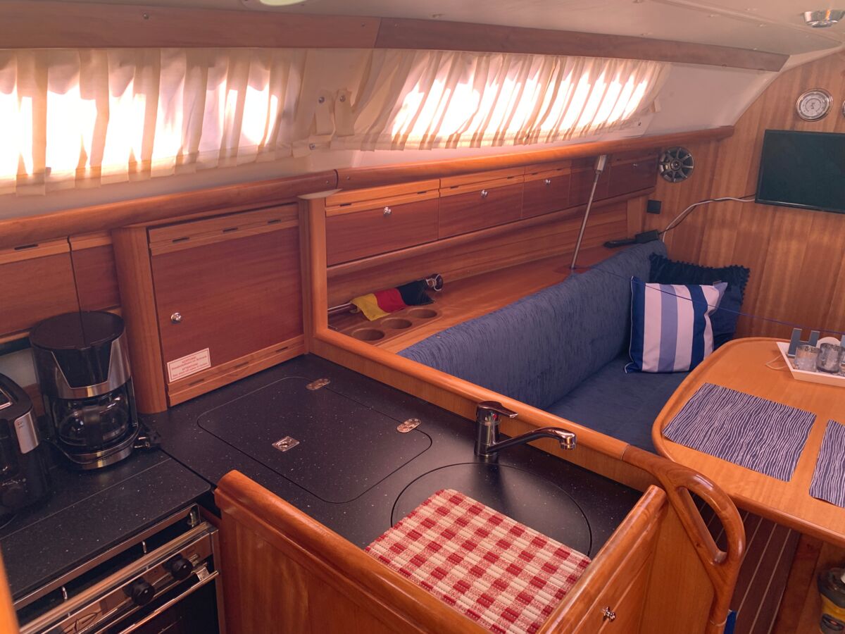 Segelyacht Bavaria 31 Cruiser Limited Edition Saling World Yachtmakler Heiligenhafen 5