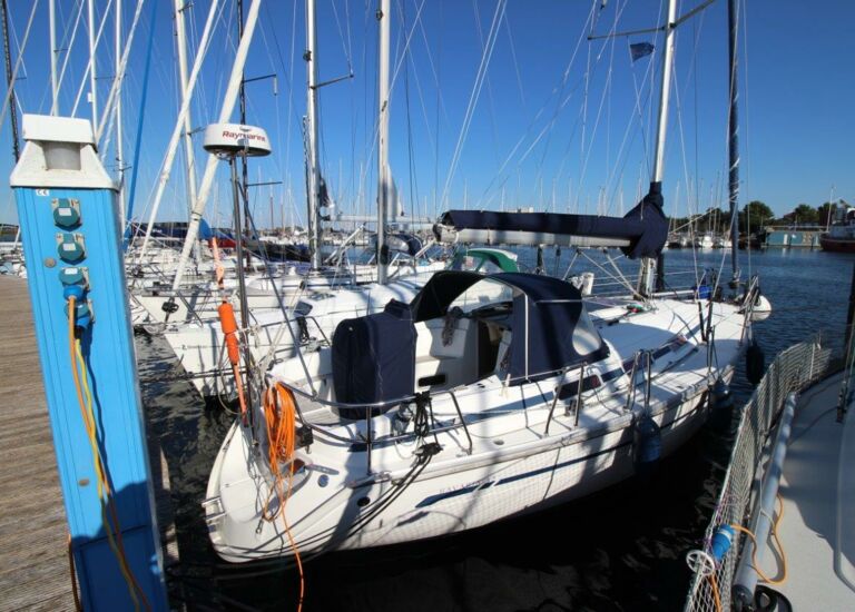 Segelyacht Bavaria 32 Sailing World Yachtmakler Heiligenhafen 1