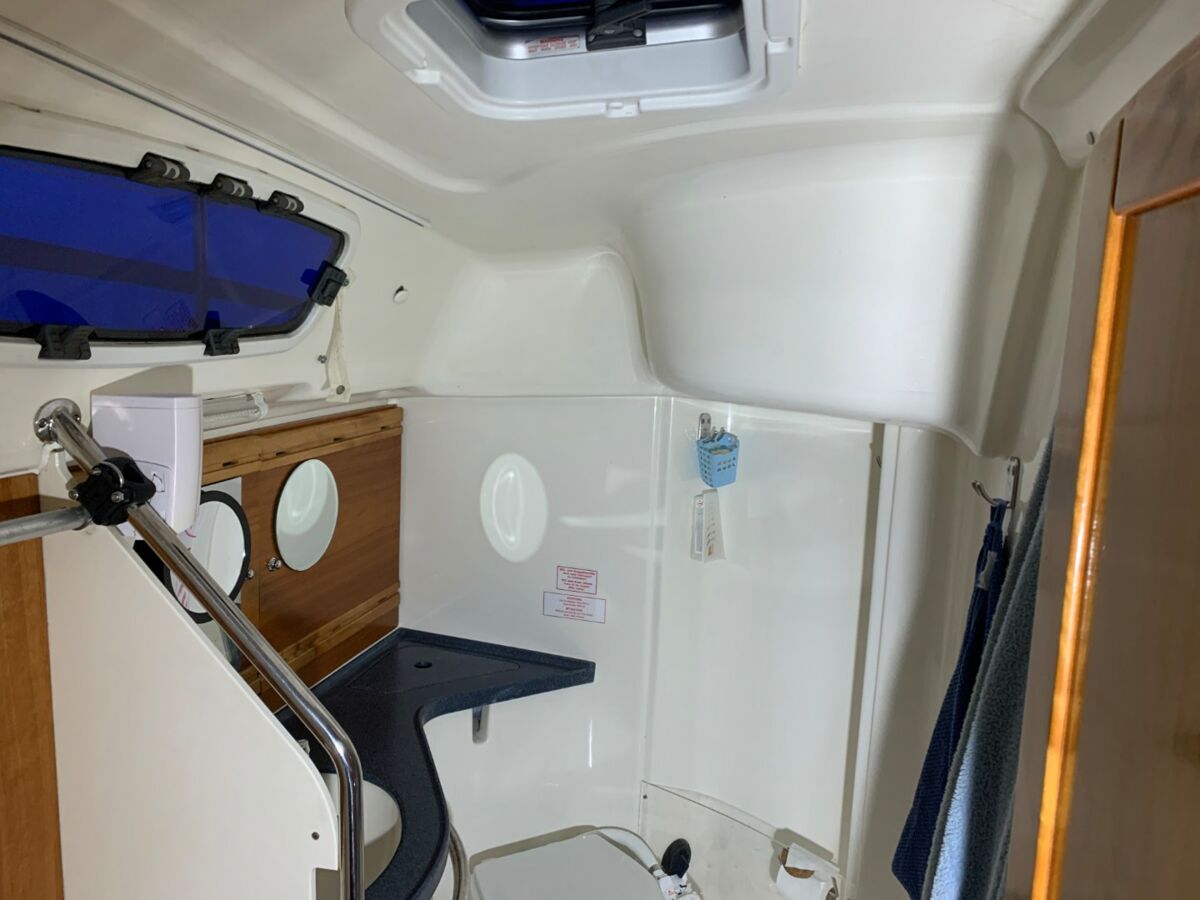 Segelyacht Bavaria 38 Cruiser (17)