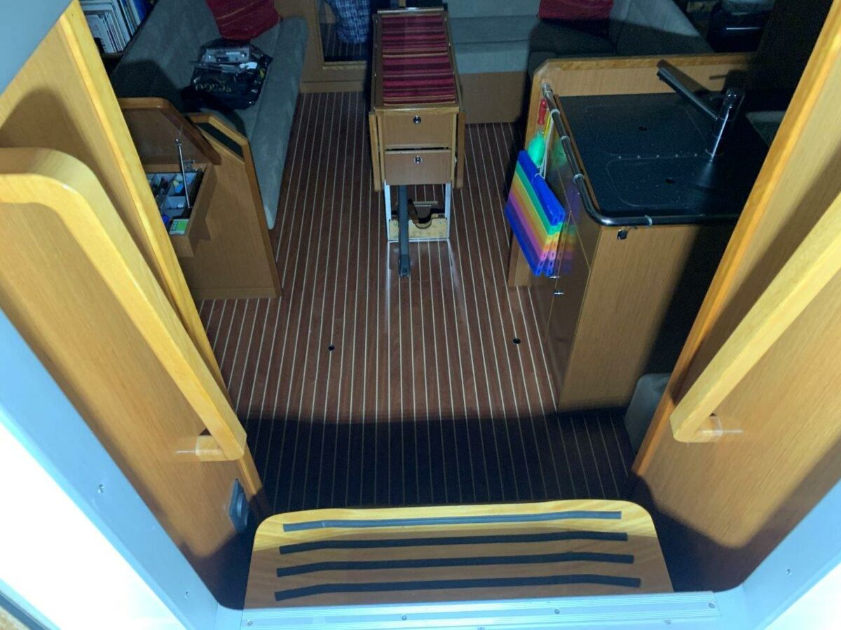 Segelyacht Bavaria Cruiser 36 Sailing World Yacht Brokers Heiligenhafen 7