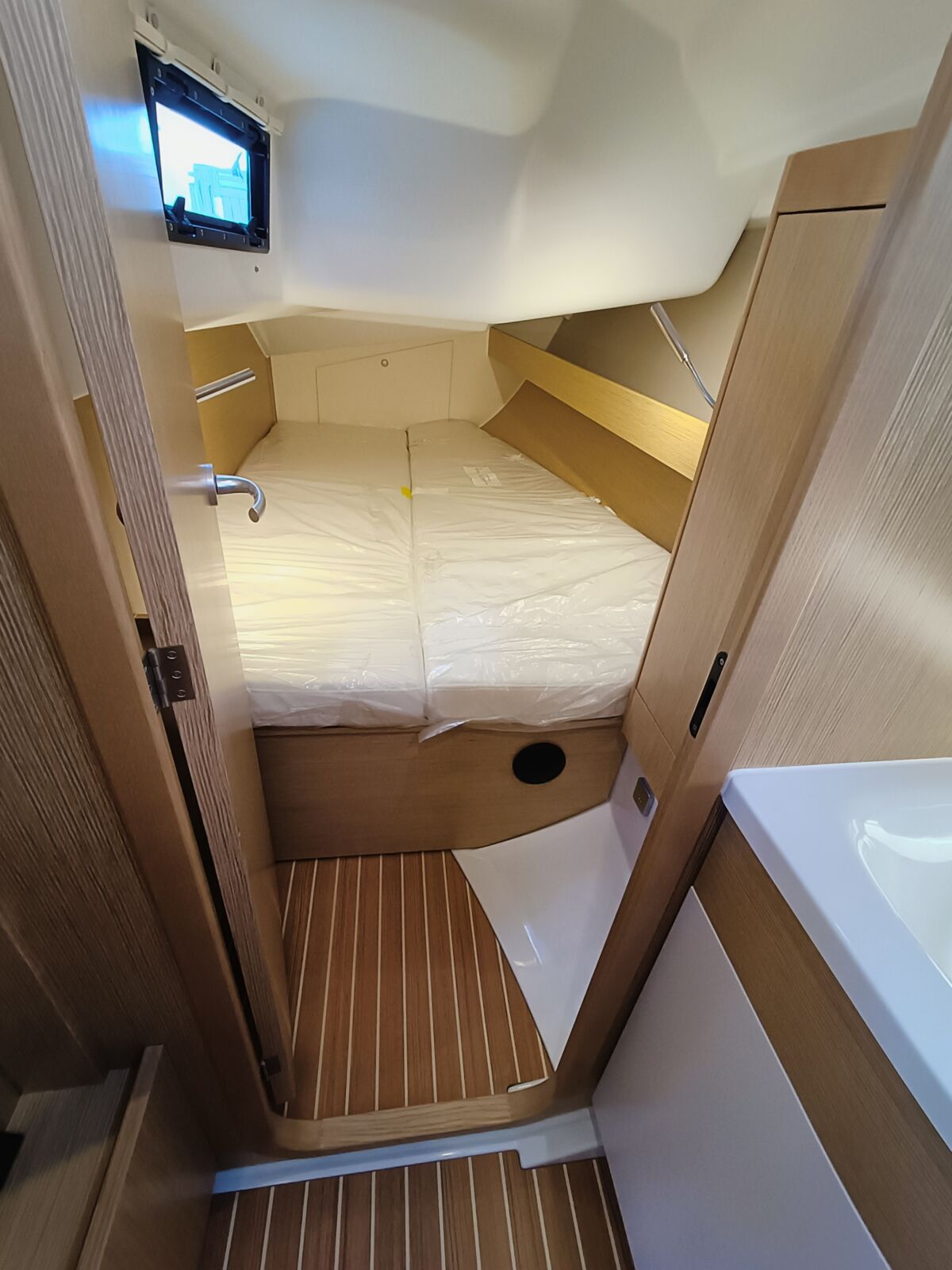 Segelyacht Dehler 38 SQ Sailingworld Yachtmakler 16