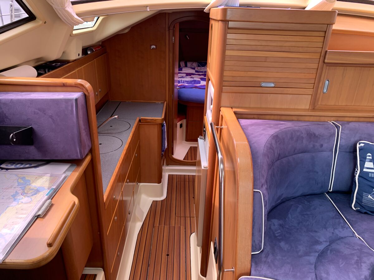 Segelyacht Dehler 41 Decksalon Sailing World Yachtmakler 50