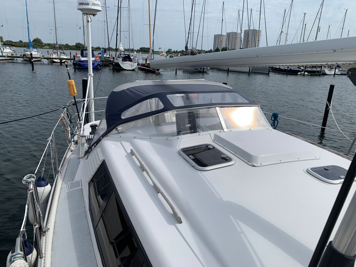Segelyacht Dehler 41 Decksalon Sailing World Yachtmakler 6