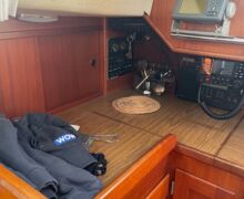 Segelyacht Hallberg-Rassy 29 Sailing World Yachtbrokers 18
